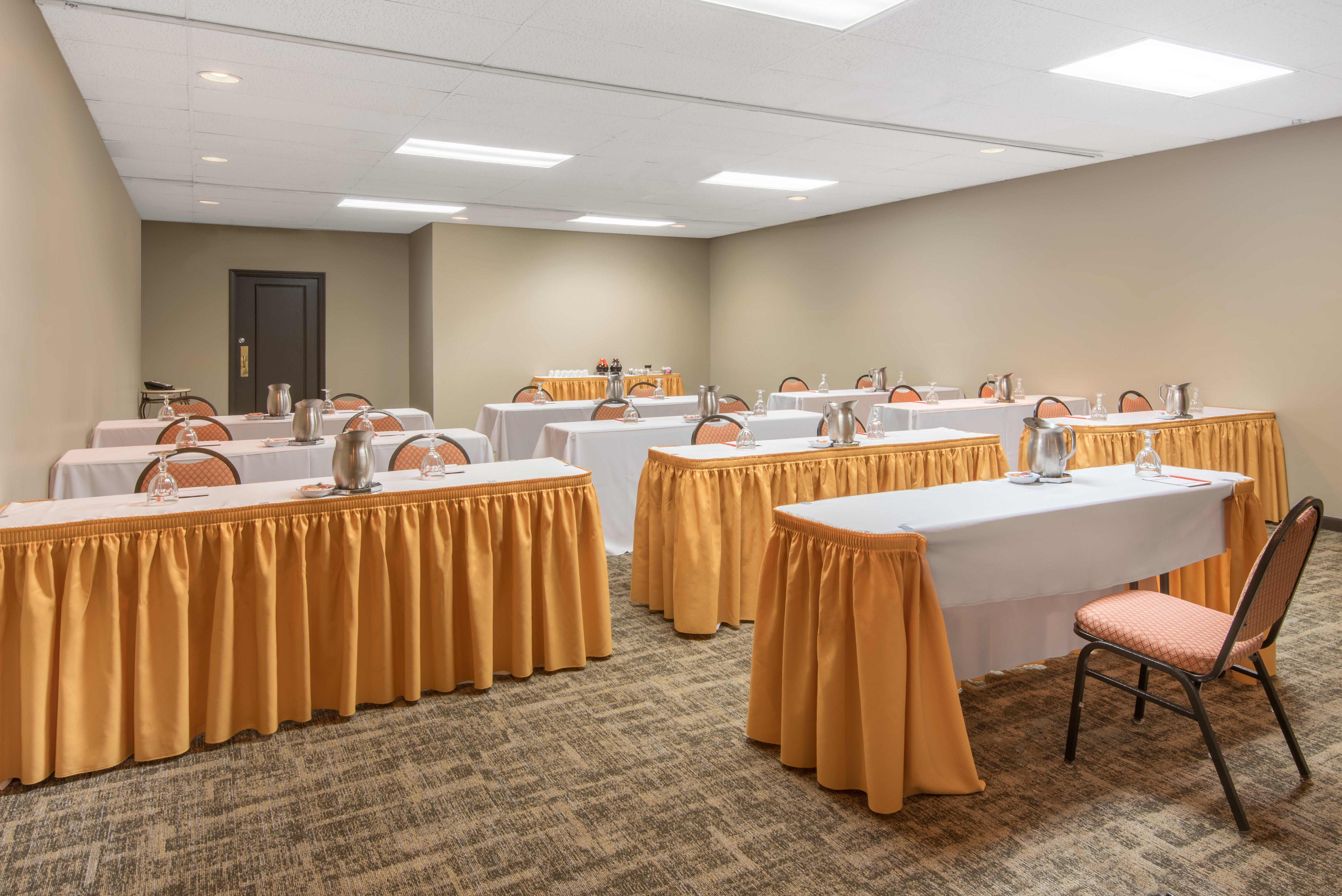 Crowne Plaza Hotel Hickory By Ihg Exterior foto